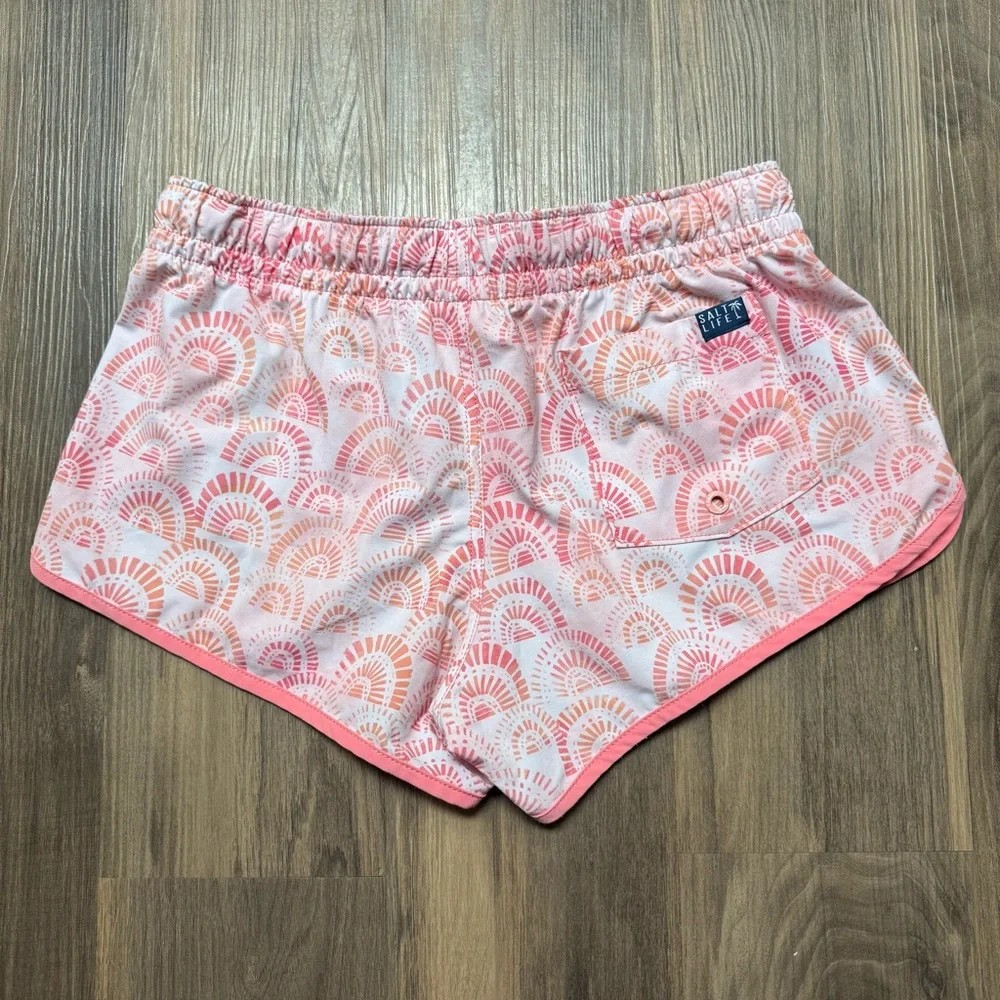 Salt Life Women's Pink Orange Scallop Pattern Swim Trunks Shorts Size‎ SML